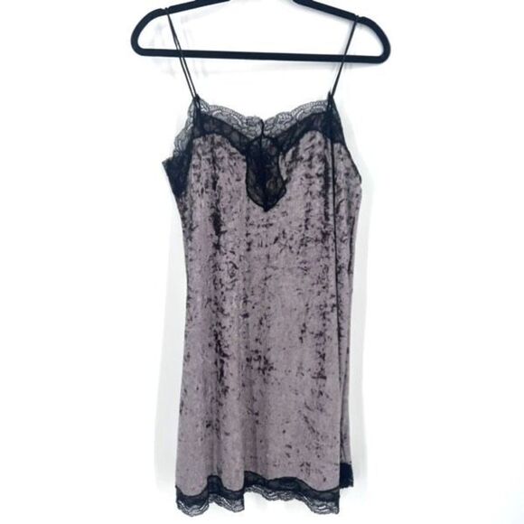 Essue Champagne Velvet Lace Slip Spaghetti Strap Mini Dress Size Small - Picture 2 of 10